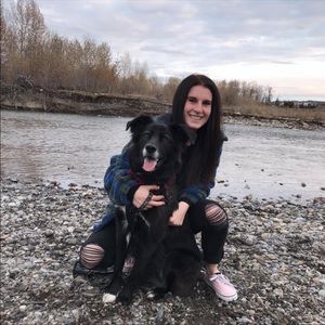 Meet your Posher, Emily